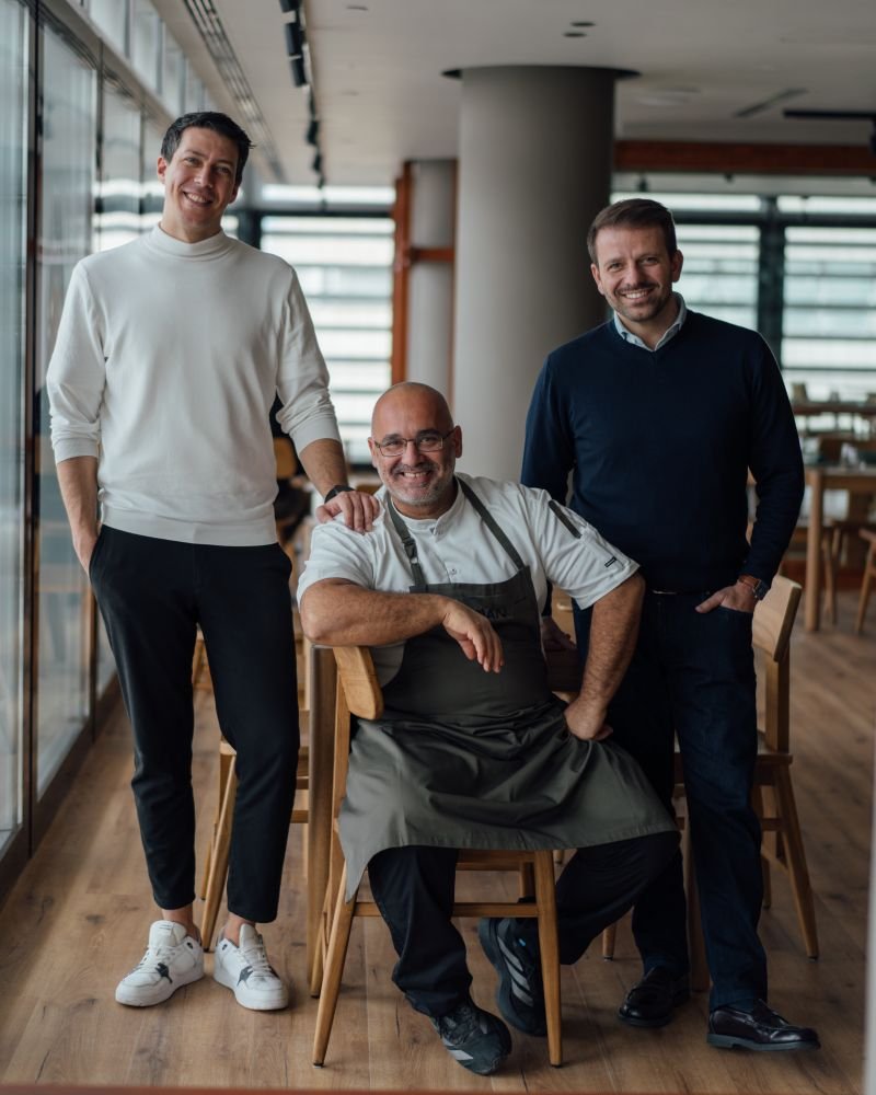 Ο Chef Patron Τάσος Μαντής, ο Άλεξ Μουρίδης και η ομάδα του Soil, συστήνουν στο αθηναϊκό κοινό το Amphibian