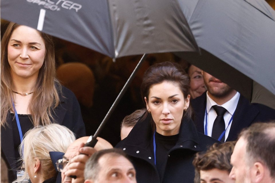 Οι κόρες του Νικολά Σαριέ, Άννα και Τέα