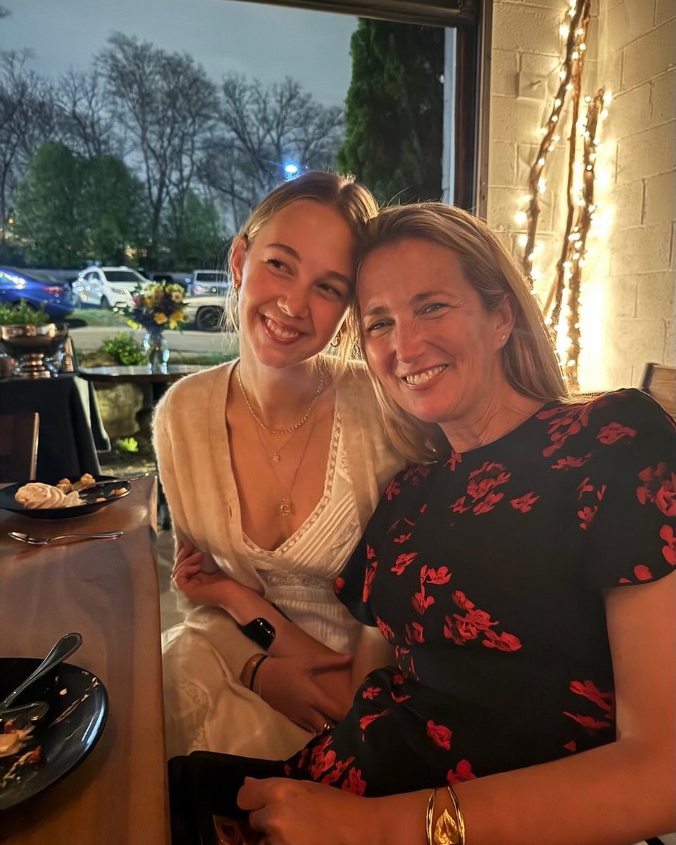 Η Μπέρντεν με την 21 έτους κόρη της Τζόρτζια 