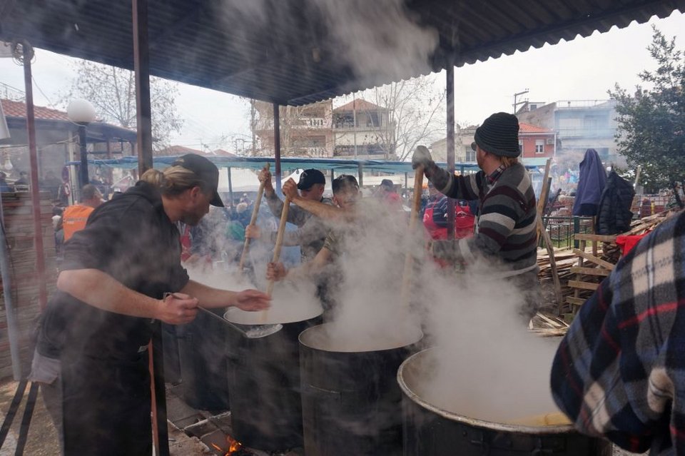 To κρέας θα ξαφριστεί σωστά και ο ζωμός θα είναι καθαρός