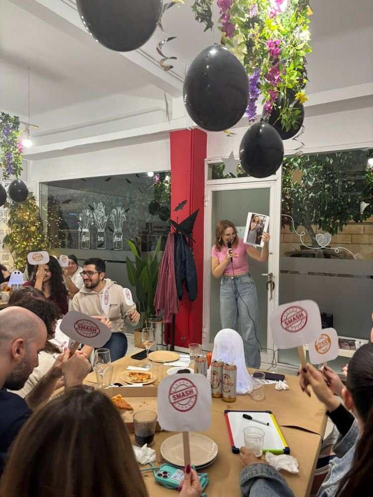 Ο χώρος ανταποκρίνεται στην ανάγκη του κόσμου να καταπιάνεται με ψυχαγωγικές διαδικασίες που του προσφέρουν συγκέντρωση και χαλάρωση ταυτόχρονα