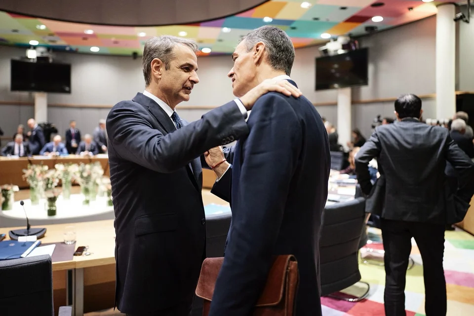 mitsotakis sanchez2.jpg