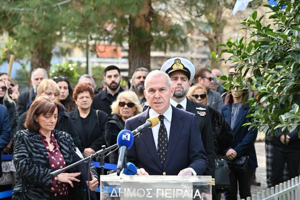 Ο Θ. Δαβάκης στην επιμνημόσυνη δέηση για τον Ήρωα των Ιμίων αντιναύαρχο Παναγιώτη Βλαχάκο ΠΝ