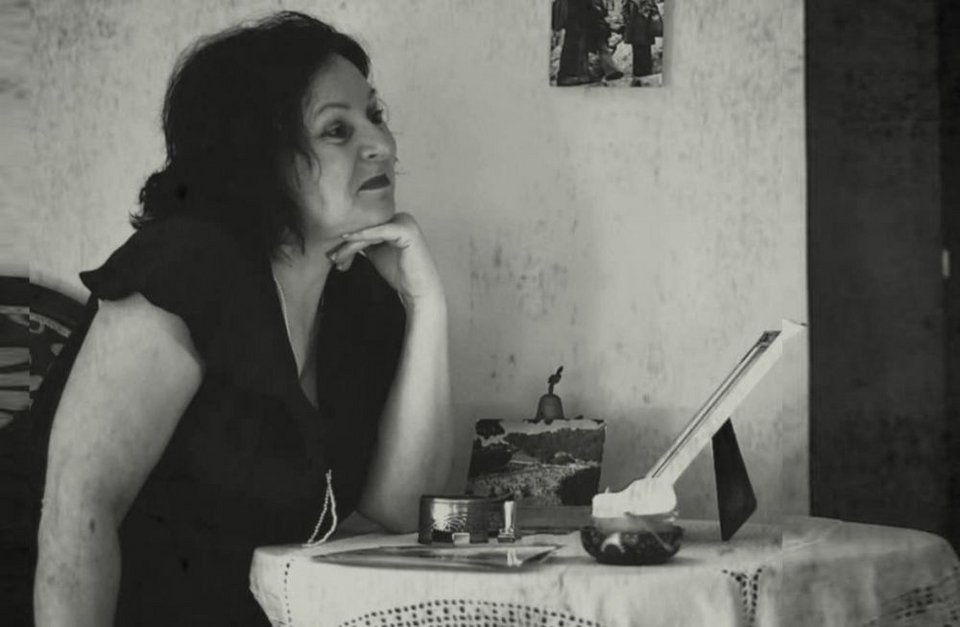 Ερμηνεία: Δήμητρα Σκλάβου