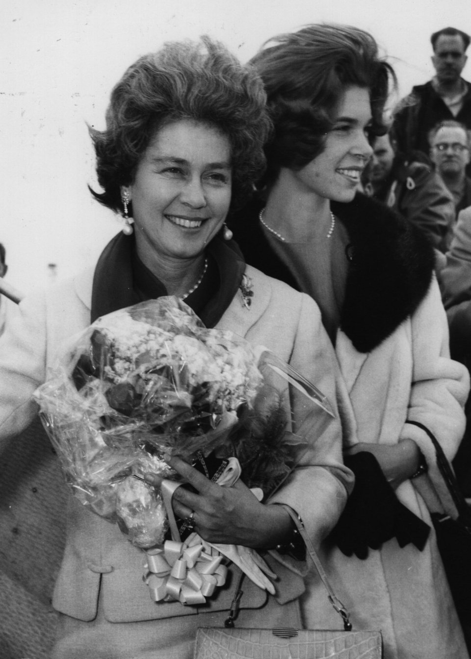 Με τη μητέρα της, Φρειδερίκη, το 1963 / Φωτογραφία: Central Press/Getty Images