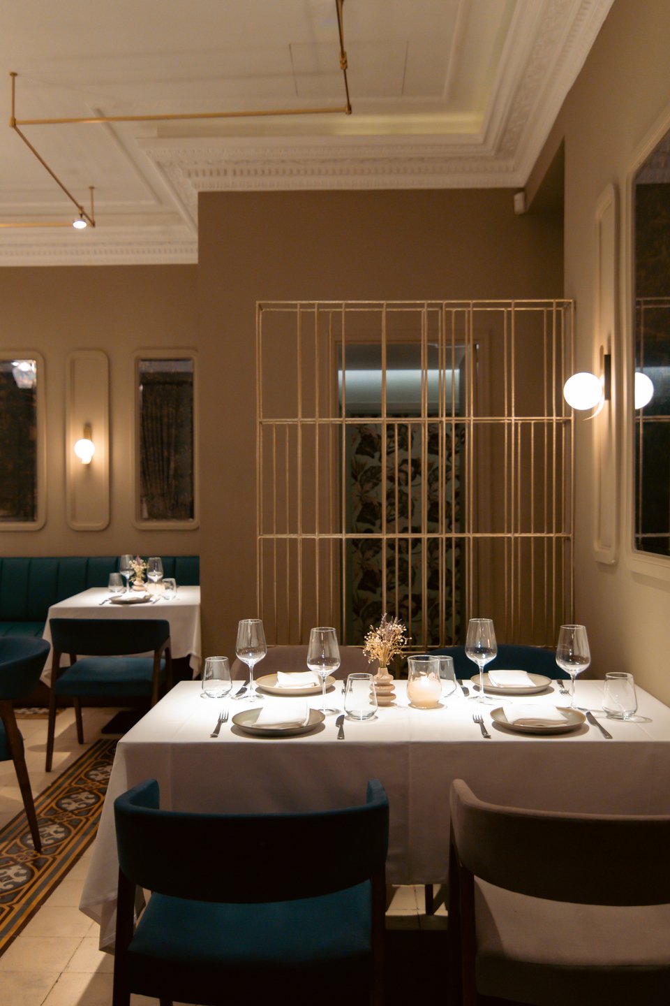 Η σάλα του εστιατορίου Monzù στην Κηφισιά / Φωτογραφία: Monzù