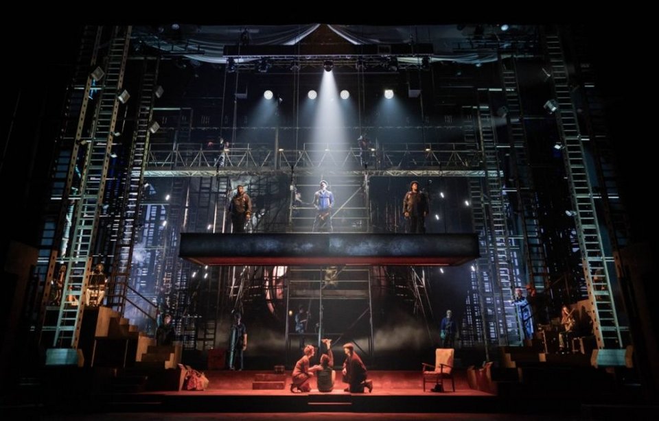 Το μιούζικαλ του Sting «The Last Ship» σε νέα εκδοχή έκανε πρεμιέρα στο Άμστερνταμ, στο βασιλικό Θέατρο Carré.