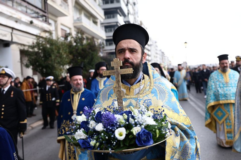 Λιτάνευση στους δρόμους της πόλης 