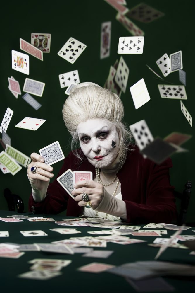 Η «Ντάμα Πίκα» με την Μπέττυ Αρβανίτη 