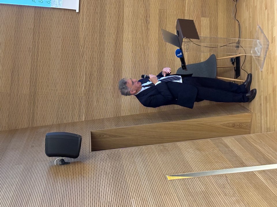 Βασίλης Καραστάθης