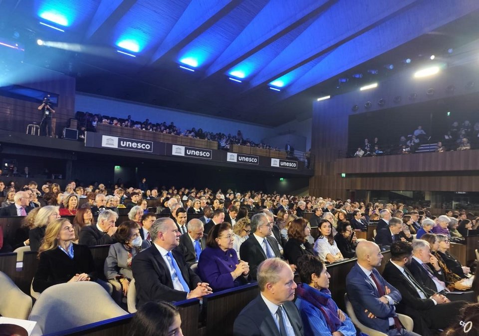 Κατάμεστο το Maison de l’UNESCO στην εκδήλωση της ελληνικής αντιπροσωπείας 