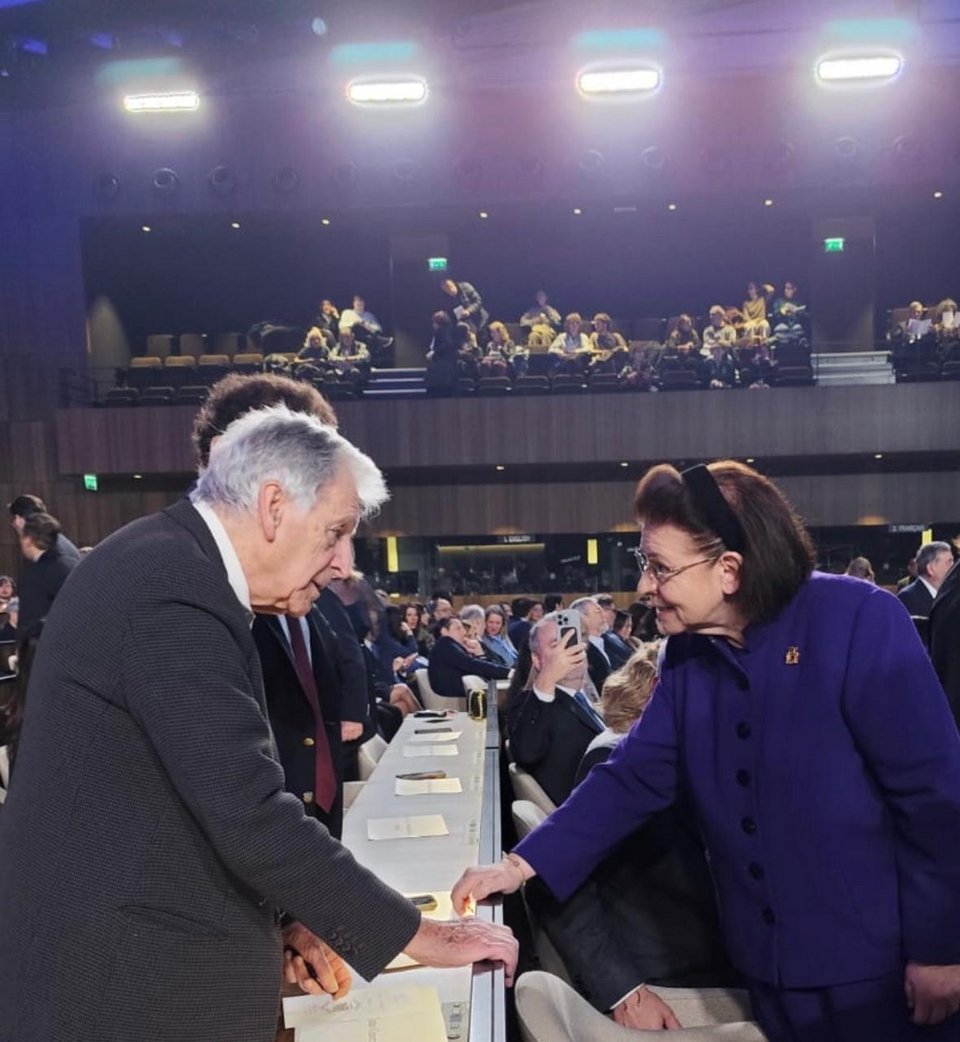 Λίνα Μενδώνη, Κώστας Γαβράς