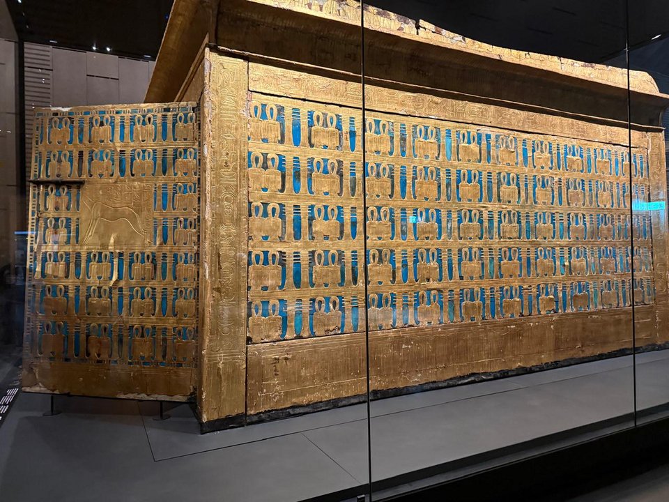 Χρυσή λάρνακα του Τουταγχαμών 