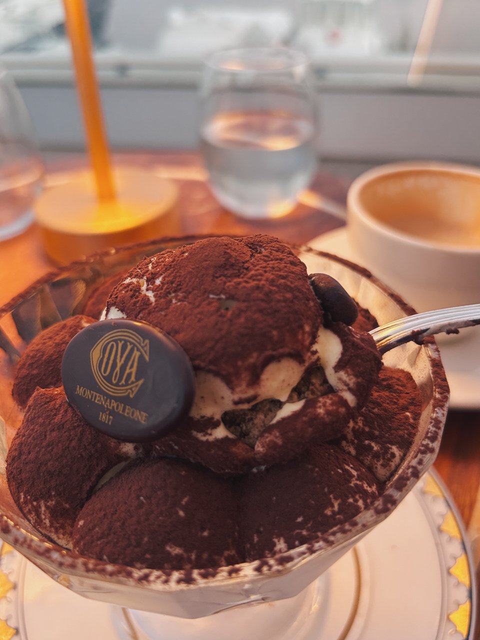 Το τιραμισού του Cova στην Astir Marina της Βουλιαγμένης / Φωτογραφία: Μάνος Λειβαδάρος/iefimerida