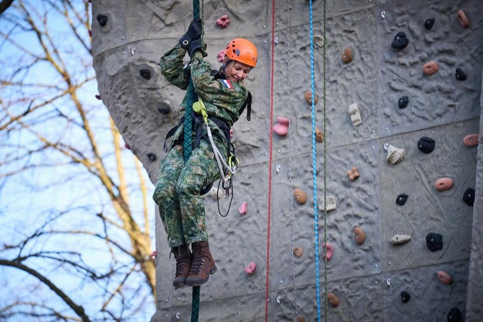  Η βασίλισσα Μάξιμα της Ολλανδίας παρακολουθεί στρατιωτική εκπαίδευση / Instagram @koninklijkhuis 