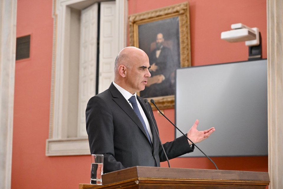 Στον Αλέν Μπερσέ απονεμήθηκε το βραβείο «Λόρδος Βύρων» 2025