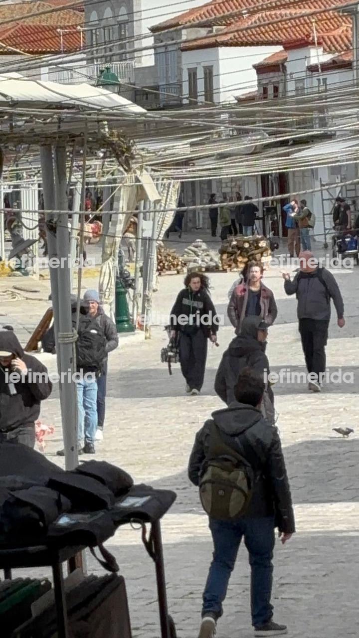 Το γύρισμα του Μπραντ Πιτ στο κρεοπωλείο της Υδρας