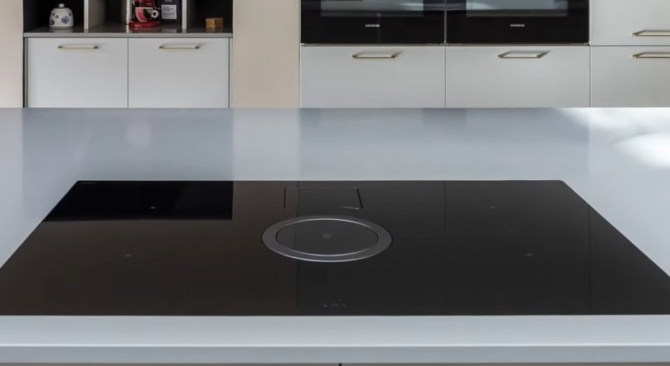 Απορροφητήρας ενσωματωμένος στις εστίες / Στιγμιότυπο από kitcinsider