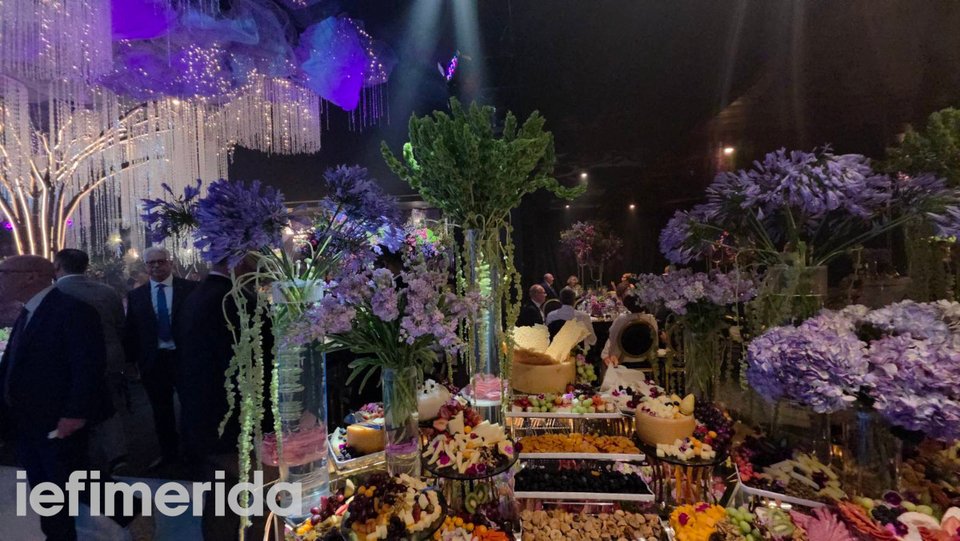 Ο μπουφές ικανοποιούσε κάθε γευστική επιθυμία