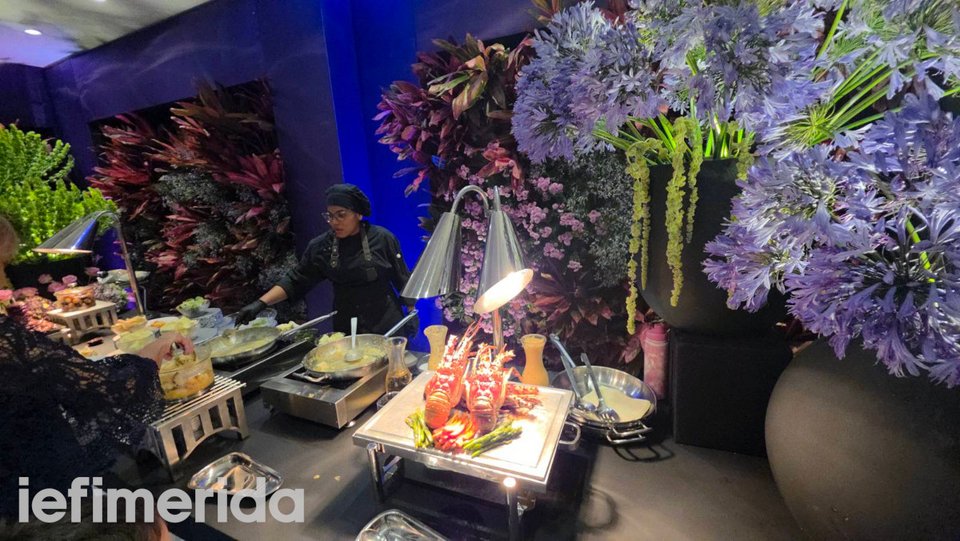 Το ζευγάρι είχε φροντίσει να στήσει μια τέλεια βραδιά για τους καλεσμένους του