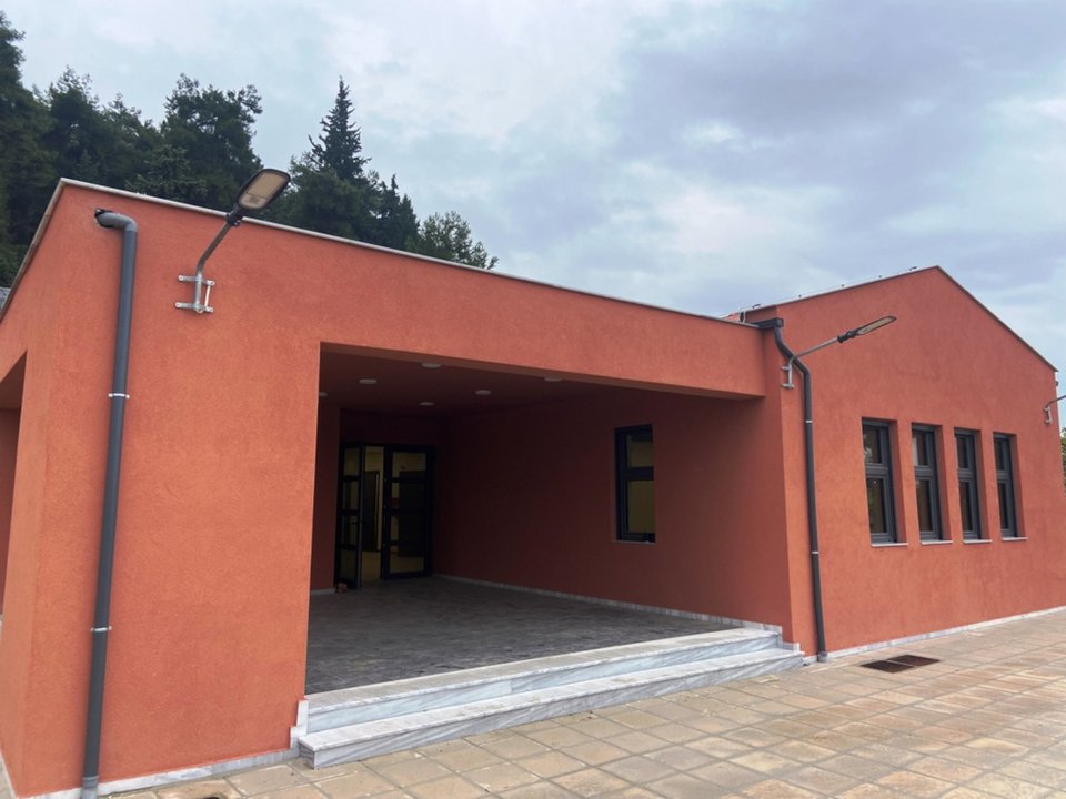 Tο πρώτο «παθητικό» δημόσιο σχολείο που διατηρεί μονίμως 21 βαθμούς Κελσίου