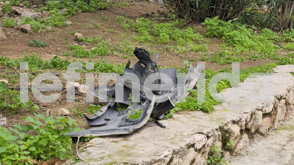 Σμπαράλια τα αυτοκίνητα που πήρε σβάρνα στο Κολωνάκι η μεθυσμένη τραγουδίστρια