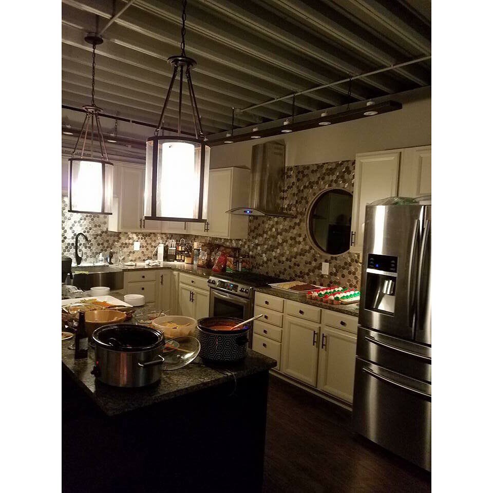 Η κουζίνα μετά την ανακαίνιση 