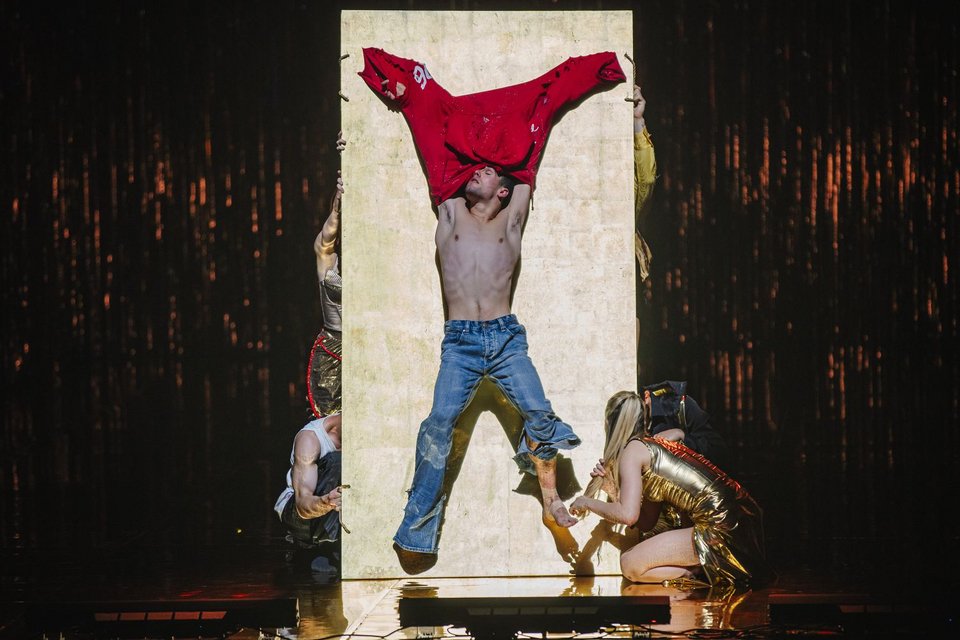 Χρυσή εποχή – Κωνσταντίνος Ρήγος