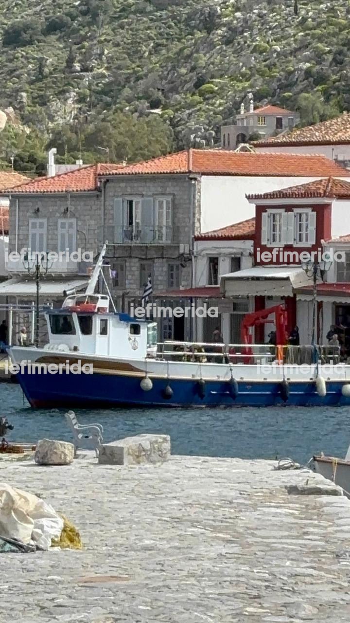 Το γύρισμα του Μπραντ Πιτ στο κρεοπωλείο της Υδρας