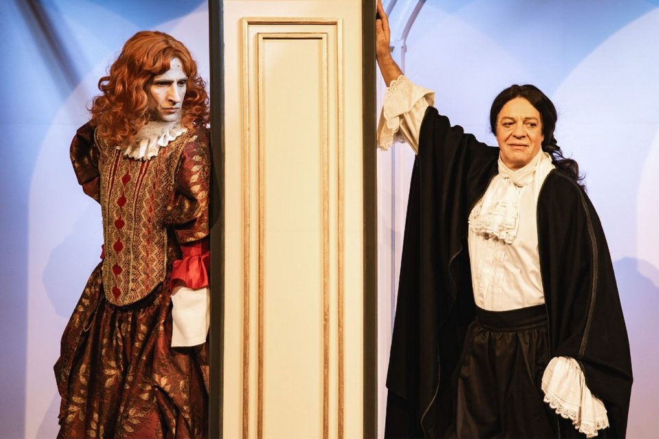 Μάξιμος Μουμούρης, Γιάννης Τσορτέκης 