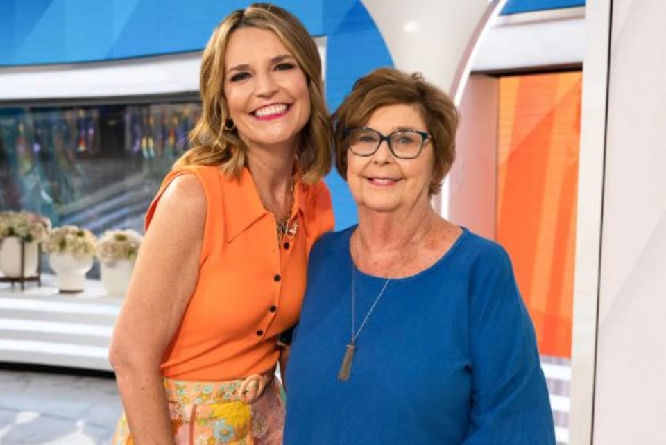 Η Σαβάνα με την μαμά της στο στούντιο της εκπομπής της «Today». 
