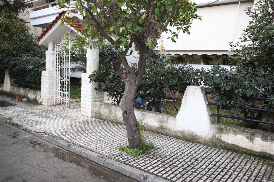 Σοκ το δυστύχημα με την 72χρονη στην Ελευσίνα, τραγική φιγούρα η κόρη 