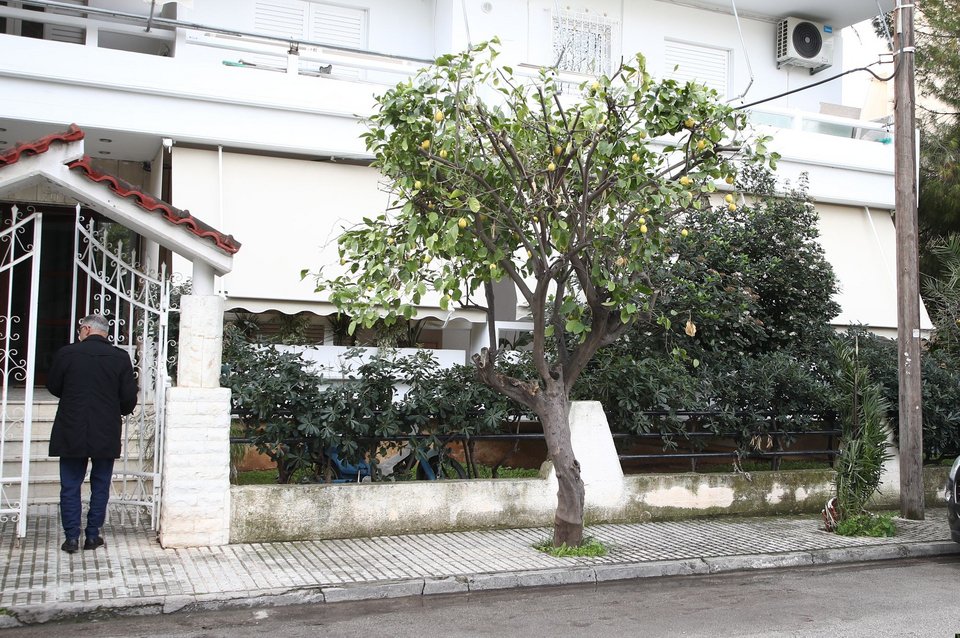 Σοκ το δυστύχημα με την 72χρονη στην Ελευσίνα, τραγική φιγούρα η κόρη 