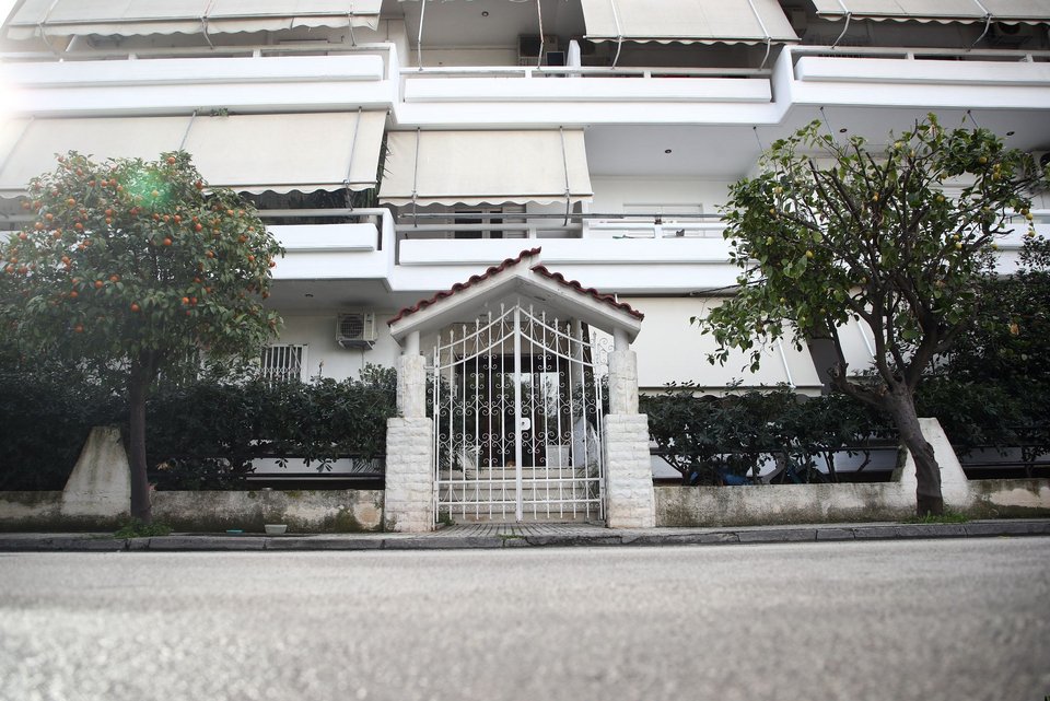 Σοκ το δυστύχημα με την 72χρονη στην Ελευσίνα, τραγική φιγούρα η κόρη 