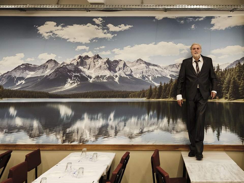  Νίκος Καραθάνος 