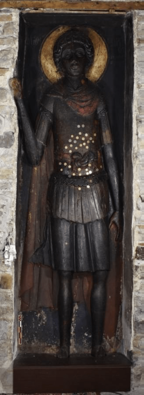 Η εικόνα του Αγιου Γεωργίου έχει κατασκευαστεί από μονοκόμματο ξύλο καρυδιάς, με πρόσθετο τμήμα στον πήχη του δεξιού χεριού, το οποίο συνδέεται με μεταλλικά καρφιά