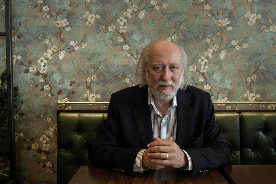 O νομπελίστας Λάσλο Κρασναχορκάι. 