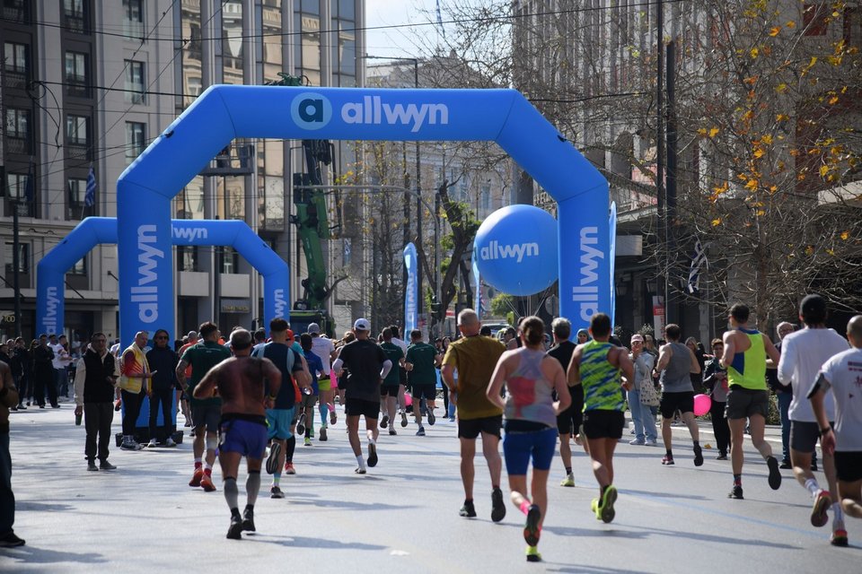 Η μεγάλη δρομική γιορτή της Αθήνας 