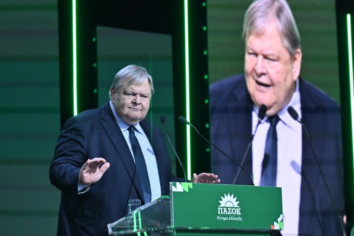 Ο πρώην πρόεδρος του Κινήματος Ευάγγελος Βενιζέλος