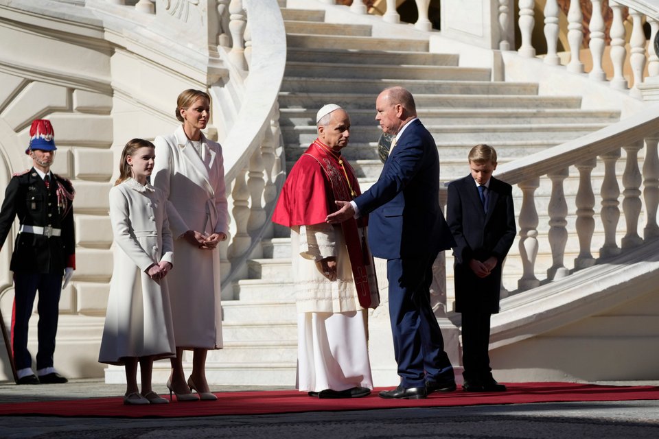 Ο Πάπας Λέοντας στο παλάτι του Μονακό -  (AP Photo/Gregorio Borgia) 