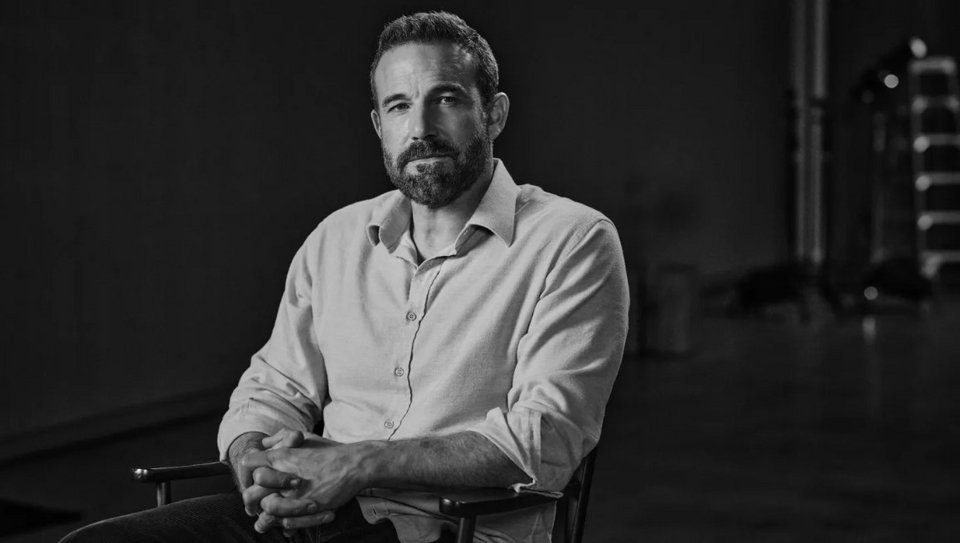 Σε συνεργασία με μηχανικούς, ερευνητές και στελέχη της κινηματογραφικής βιομηχανίας δημιούργησε μια εταιρεία που ανέπτυξε εξειδικευμένα εργαλεία τεχνητής νοημοσύνης για την υποστήριξη της κινηματογραφικής παραγωγής / NETFLIX