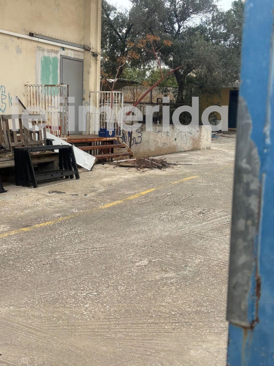 Η αποθήκη της γκαλερί Τσαγκαράκη που έγινε ο έλεγχος 