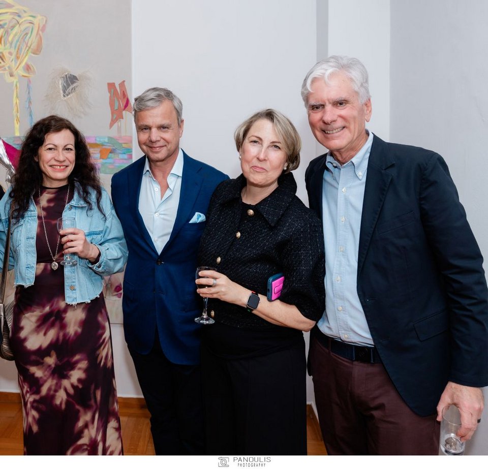 Νάνα Σαχίνη, Γιώργος Αντωνιάδης, Αθηνά και Penn Edmonds