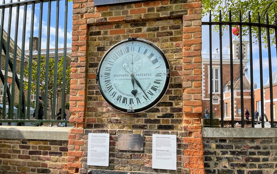 Παρά την αποτυχία της δεκαδικής ώρας, η προσπάθεια αυτή ανέδειξε ένα βασικό ερώτημα: γιατί ο χρόνος μετριέται ακόμη με βάση το 60; / SHUTTERSTOCK