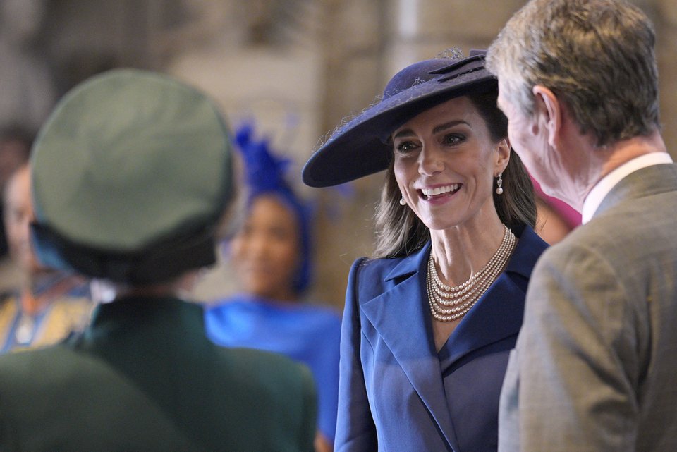 Κέιτ Μίντλετον και πριγκίπισσα Άννα