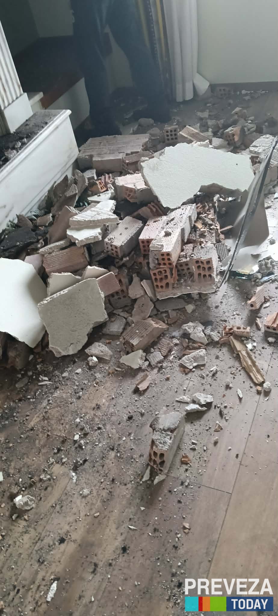 Κεραυνός χτύπησε σπίτι στην Πρέβεζα