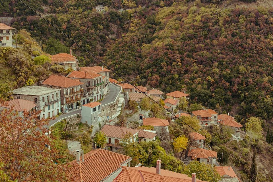 Το κρεμαστό χωριό της Αρκαδίας 