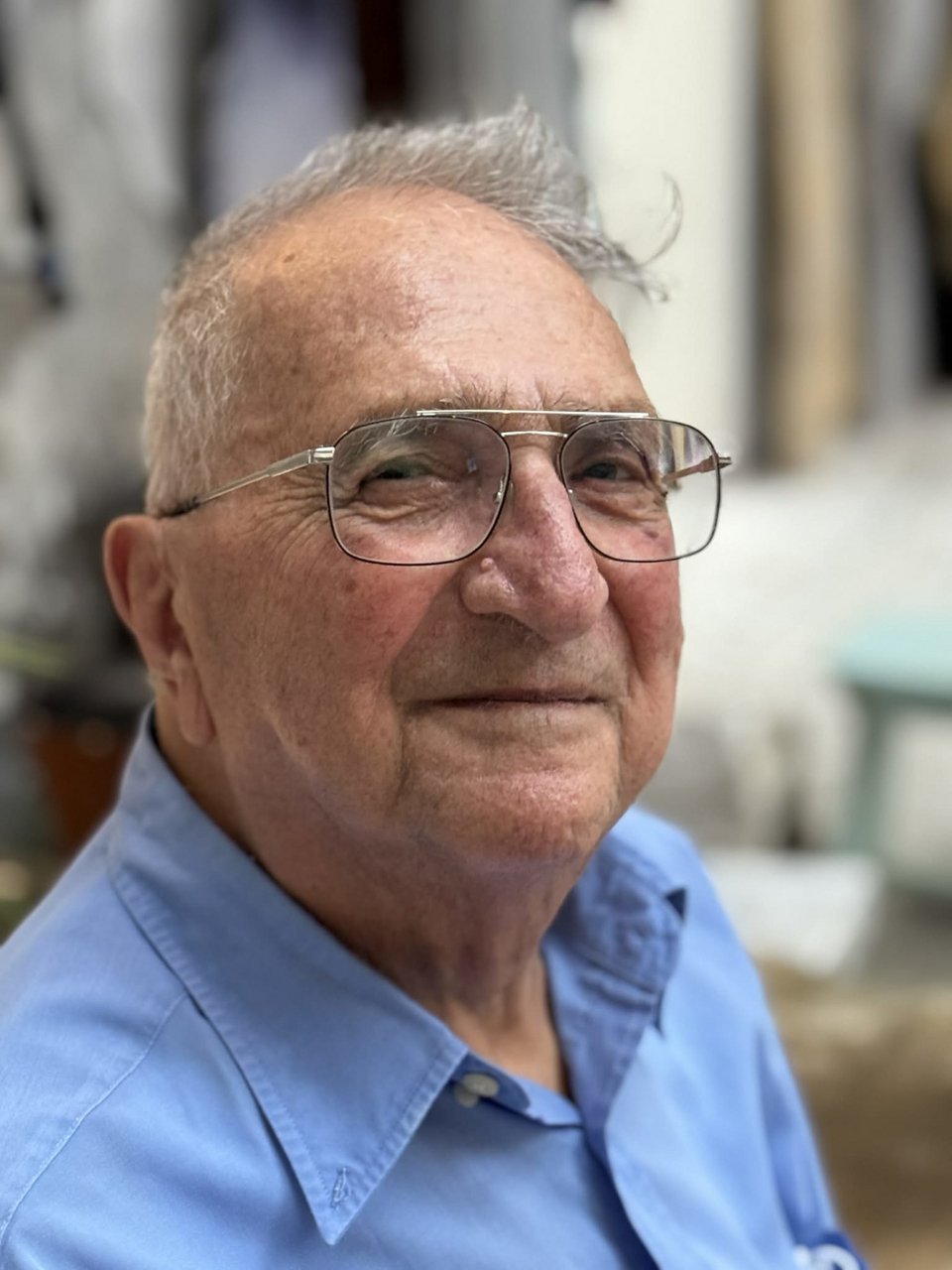 Η εξόδιος ακολουθία θα τελεστεί στην Αθήνα, στον Ιερό Ναό Αγίων Θεοδώρων του Α΄ Νεκροταφείου Αθηνών, το Σάββατο 28 Μαρτίου και ώρα 12:00 