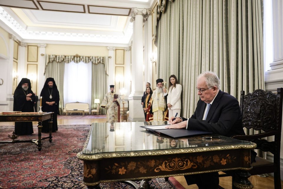 Διαβεβαίωσεις νέων Μητροπολιτών, ενώπιον του ΠτΔ