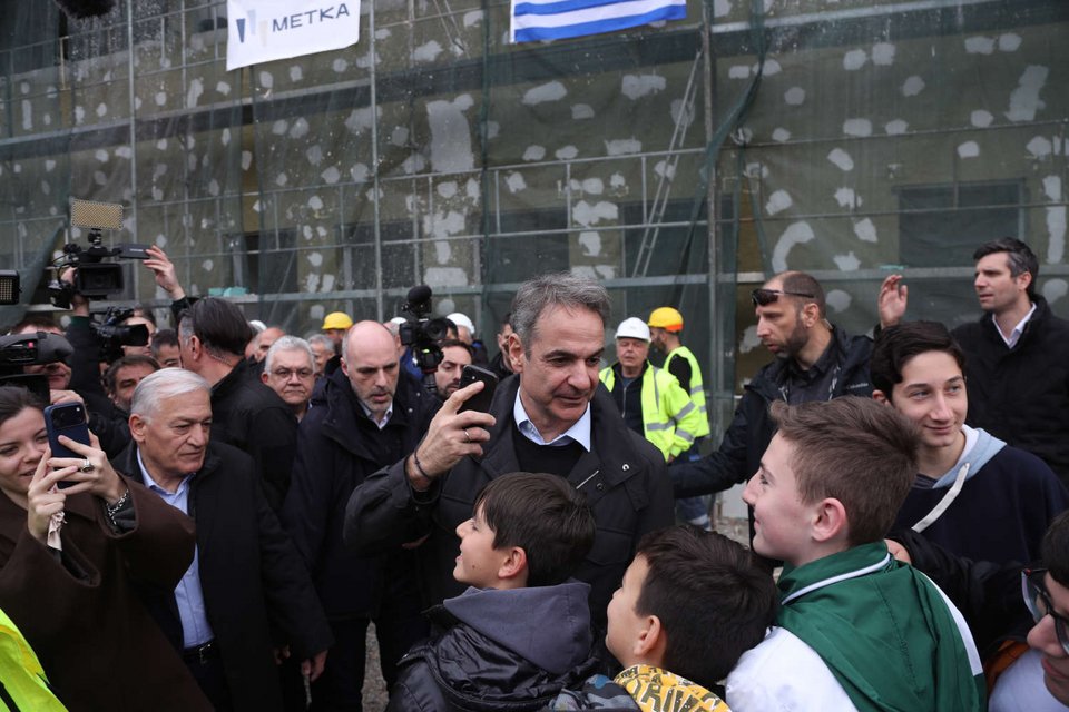 Επίσκεψη Μητσοτάκη στο εργοτάξιο του 5ου Δημοτικού Σχολείου Αμπελοκήπων Θεσσαλονίκης (EUROKINISSI)